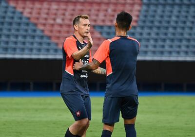El festejo entre Fernando Fernández y Robert Morales, quienes aparecieron como dupla ofensiva en el amistoso ante Guaireña.