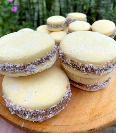 Los famosos alfajorcitos  que le siguen a la torta tres leches entre los más pedidos.