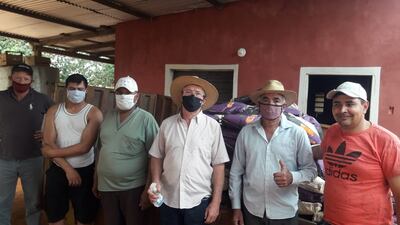 Miembros y directivos de la Cooperativa Koga Poty, de San Pedro, Julio Chilavert, con otros.