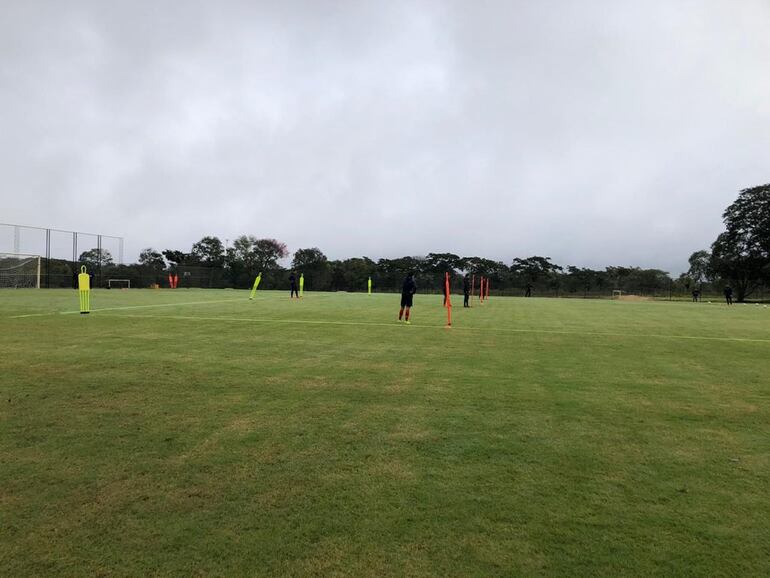Cerro Porteño entrena en el Parque Azulgrana en la ciudad de Ypané.