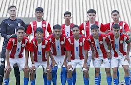 Los albirrojos perdieron en el primer amistoso 4-2