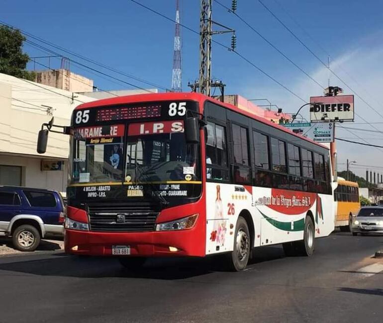 La empresa de transporte de pasajeros, Natividad de la Virgen María, de la líea 85, también es cuestionada en la ciudad de Guarambaré.
