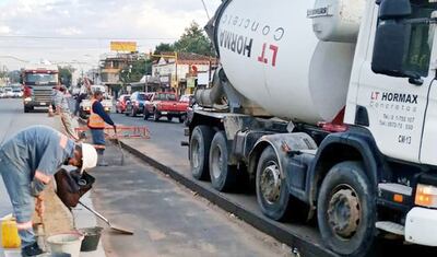 La empresa LT Hormax Concretos se encontraba trabajando el domingo en la zona del fallido metrobús. Se desconoce el contrato del MOPC con dicha empresa.