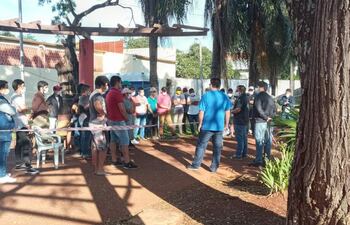 Los connacionales retornaron a sus casas tras recibir el certificado de alta médica y comprobantes de resultados negativos.