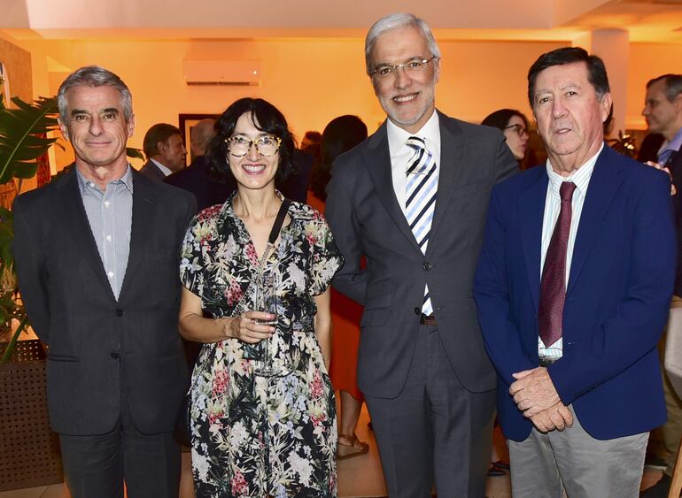Paolo Tabilo, Eloisa Vaello, Jorge Noval y Raimundo Espiau.
