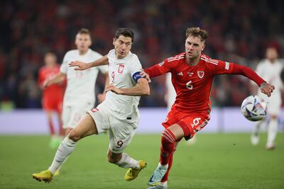 Polonia le ganó a Gales en Cardiff