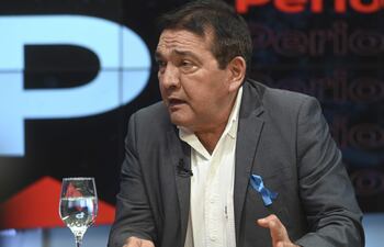 Senador Pedro Santa Cruz, autor del proyecto de ley que obliga a rotar en las circunscripciones judiciales del país.