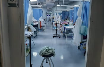Pacientes con covid-19 en el Hospital Nacional de Itauguá.
