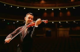 Jorge Vera aspira no solo a ser un gran violinista sino también a compartir todo lo que sabe e impulsar a jóvenes del interior del país.