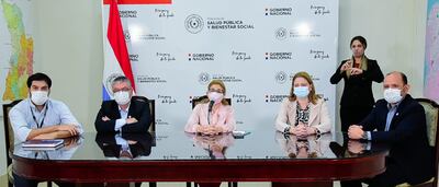 Conferencia de prensa de autoridades de Salud.
