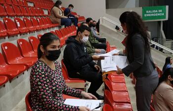 El primer filtro para cargos de Formación Docente fue un examen escrito de selección múltiple.