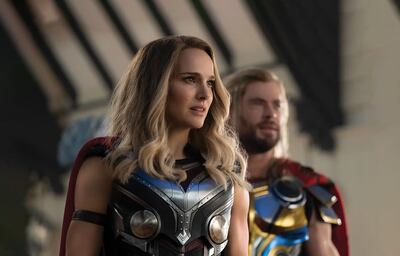Thor amor y trueno película Natalie Portman Chris Hemsworth