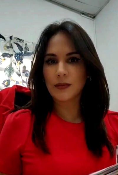 La ex directora de Arte del MEC, Cristina Bustamante, negó que hayan denuncias de maltratos a funcionarios y dijo que fue cambiada tras meses de coacción.