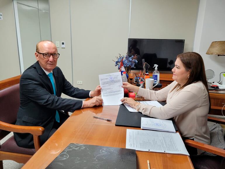 Dr. Mario Ygnacio Maidana Griffith.