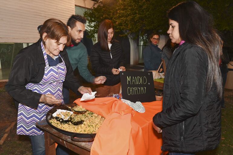 Mandi'o chyryry para deleitar el paladar.
