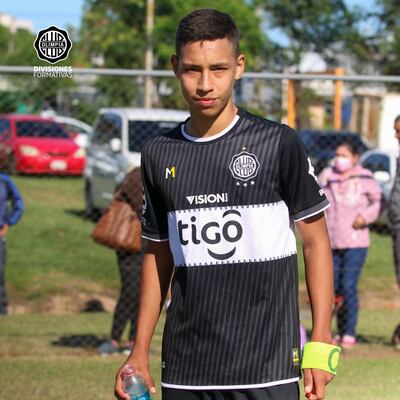 Ricardo Benítez, autor de los goles que le dieron la victoria al Decano.