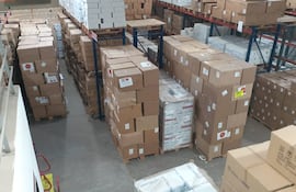 Salud distribuyó insumos y medicamentos que recibieron como donaciones.