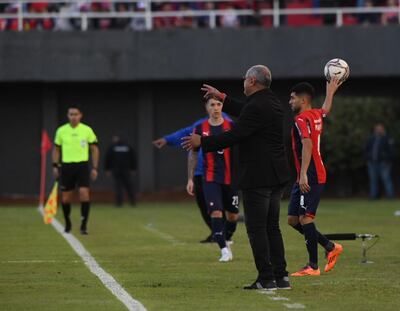 Francisco Arce, durante el duelo entre Cerro Porteño y Ameliano en Ciudad del Este.