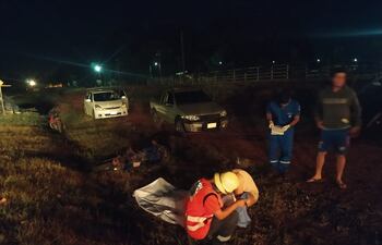 El joven fue lanzado al costado de la ruta y murió prácticamente en el acto como consecuencia de varias lesiones.