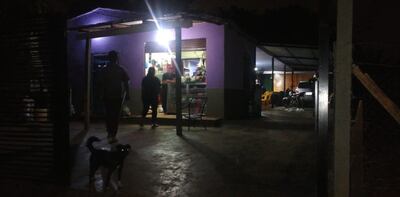 Los agentes policiales se entrevistaron tras el golpe con el dueño de los celulares robados, Luis Ramón García Venialgo, quien manifestó que los tenía guardados en su dormitorio.