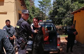 Jorge Cabrera Luján, ya de vuelta en la sede de la Comisaría Mboi'y de Itauguá.