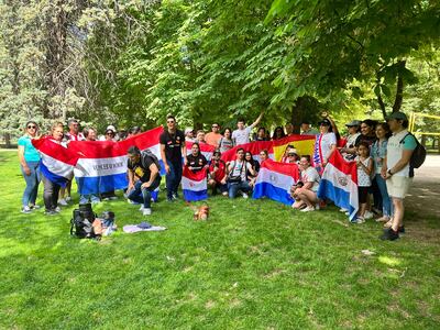 Paraguayos se manifestaron en una conocida plaza de Madrid, contra el supuesto fraude electoral y por la libertad de los manifestantes detenidos en Paraguay.