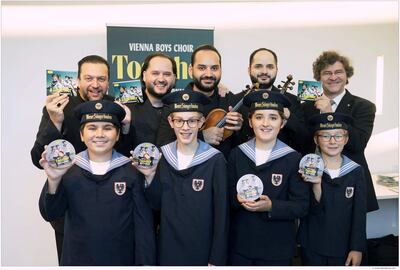 El coro infantil Niños Cantores de Viena presentará un nuevo álbum, que reúne 19 canciones populares de todo el mundo.