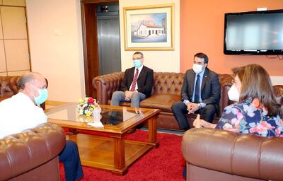 El presidente del Senado, Óscar Salomón; el director de Hacienda, Juan Carlos Cabrera; el ministro de Hacienda, Óscar Llamosas; y la senadora Blanca Ovelar, conversaron ayer sobre el PGN 2021.