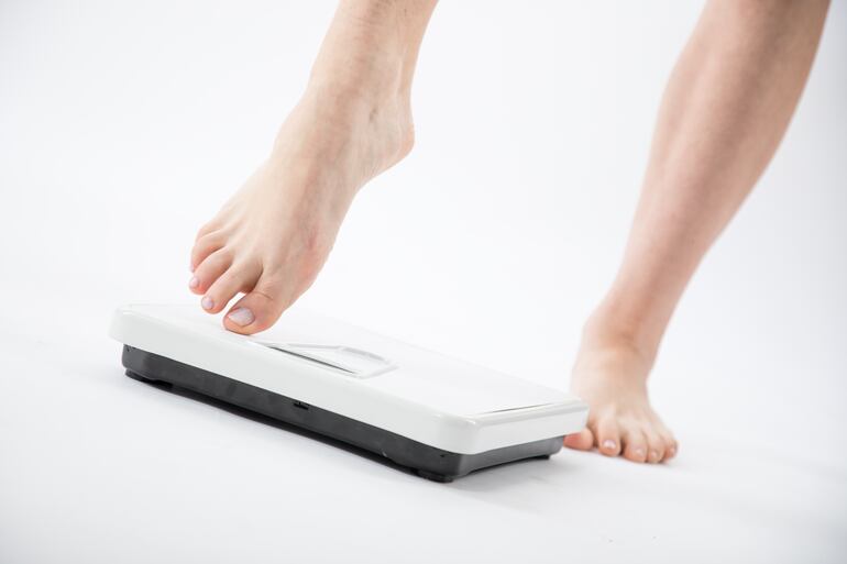 La alimentación emocional puede, en el peor de los casos, desembocar en un trastorno alimentario, ya sea porque se come en exceso o porque te evita las comidas.