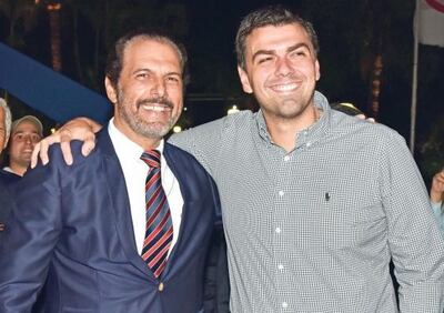 Zapag (i), cuando aún era presidente de Cerro Porteño, en compañía de Trovato (d), titular de Olimpia.