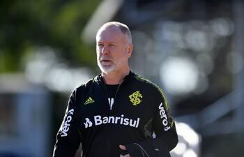 Mano Menezes, entrenador del Internacional de Porto Alegre.