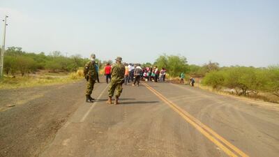 Los nativos cierran la Transchaco en el kilómetro 323.