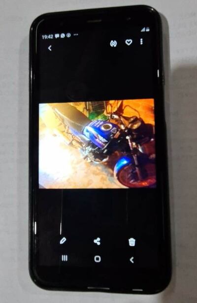 Los investigadores encontraron fotografía de la moto robada en el celular del ahora imputado.