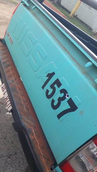 La bala impactó contra la parte trasera de la camioneta de la Ande.