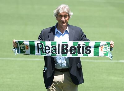 Manuel Pellegrini fue presentado oficialmente como entrenador de la Real Betis.