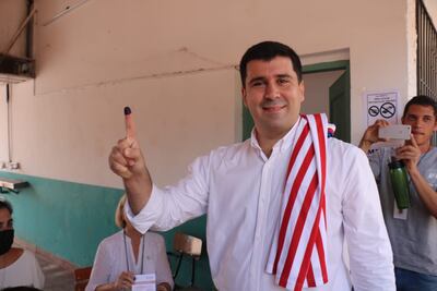 Sebastian villarejo votó en Asunción.
