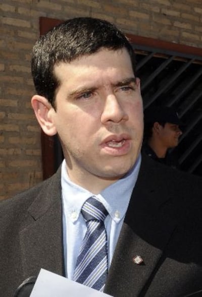 José Dos Santos, abogado defensor.