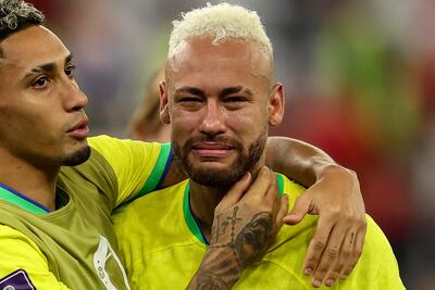 Neymar no puede contener las lágrimas tras la eliminación de Brasil en los cuartos de final del Mundial 2022