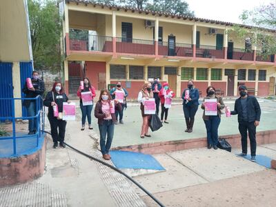 Algunos de los referentes que llevan adelante la gran campaña solidaria "Todos Somos Bianca" en la ciudad de San Antonio