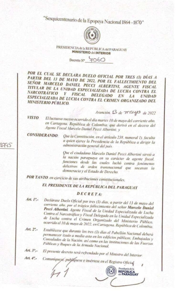 Decreto en el que Mario Abdo ordena tres días de duelo por el asesinato de Marcelo Pecci.