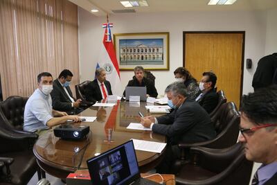 Reunión de la mesa directiva de Diputados ayer, donde se definió el orden del día para mañana.
