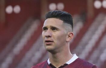 Jorge Morel, jugador paraguayo de Lanús.