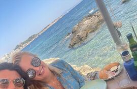 Siempre enamorados, Nelson y Tynka Haedo Valdez disfrutando del verano europeo.