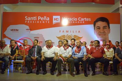 Fermín Campuzano recientemente nombrado como administrador de la Dinac, en compañía de Óscar González Daher, Justo Ramón Servín, el intendente de Luque Carlos Echeverría y el excandidato a la presidencia Santiago Peña