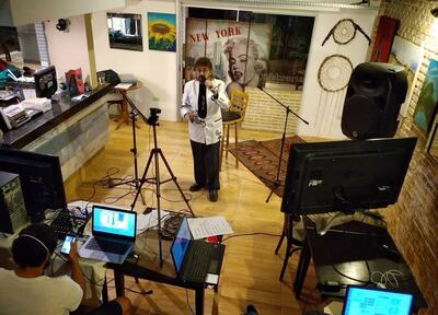 Carlos Báez participó ayer del show online de La Cafebrería.