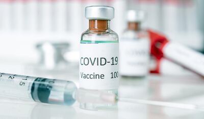 Siete son las vacunas aprobadas para uso de emergencia, entre las que destaca la rusa Sputnik V como las adecuada para el país.