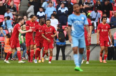 Los jugadores del Liverpool celebran uno de los tres goles contra el Manchester City en la semifinal de la FA Cup en Wembley, Londres.