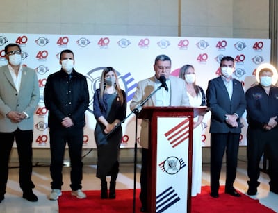 El presidente del CIT, Dr. Juan José Galeano B., y miembros del Consejo de Administración, en la serenata virtual del club.