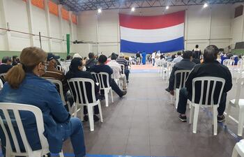 Se reporta una importante afluencia de adultos de 65 años en la SND en el segundo día de vacunación habilitado para esta población.