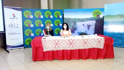 Carmen Silva y Javier Fernández acompañaron a la ministra de Turismo.